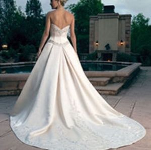 Casablanca 1802 Wedding dress